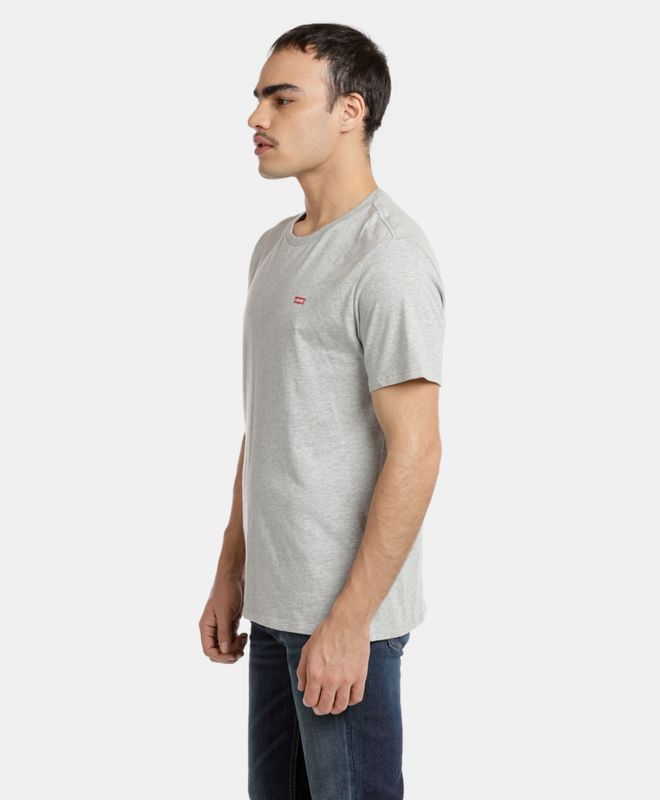 Polera Hombre Levi's Cuello Redondo Lisa con mini logotipo Levi´s Batwing en el pecho